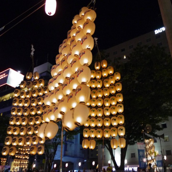 秋田竿灯祭り